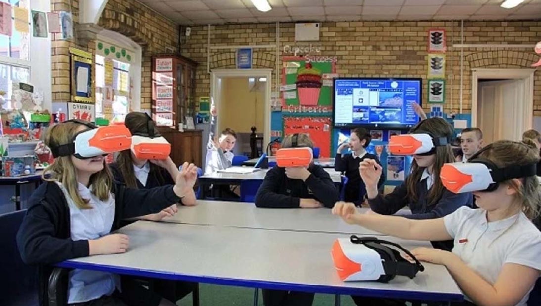 ClassVR used in classroom